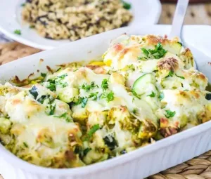 Запеканка с курицей и кабачками
